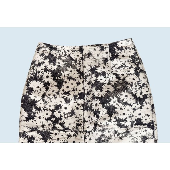 STELLA McCARTNEY Black & White Floral Print Pencil Skirt Size XS - Picture 3 of 7